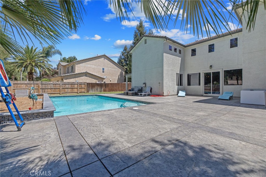 3320 W Glendale, Visalia, CA 93291
