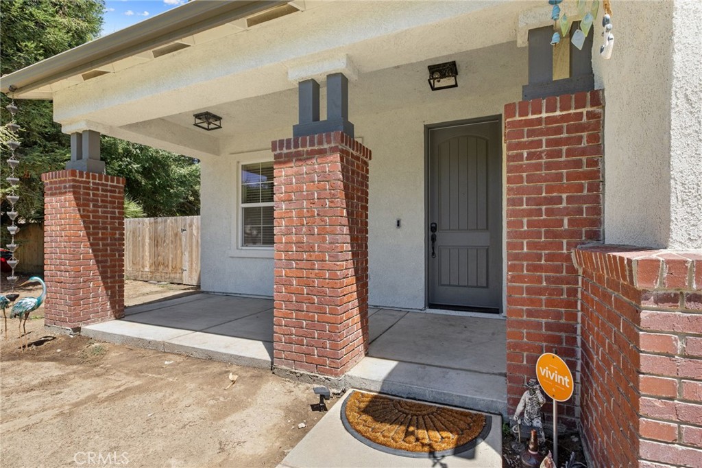 3320 W Glendale, Visalia, CA 93291