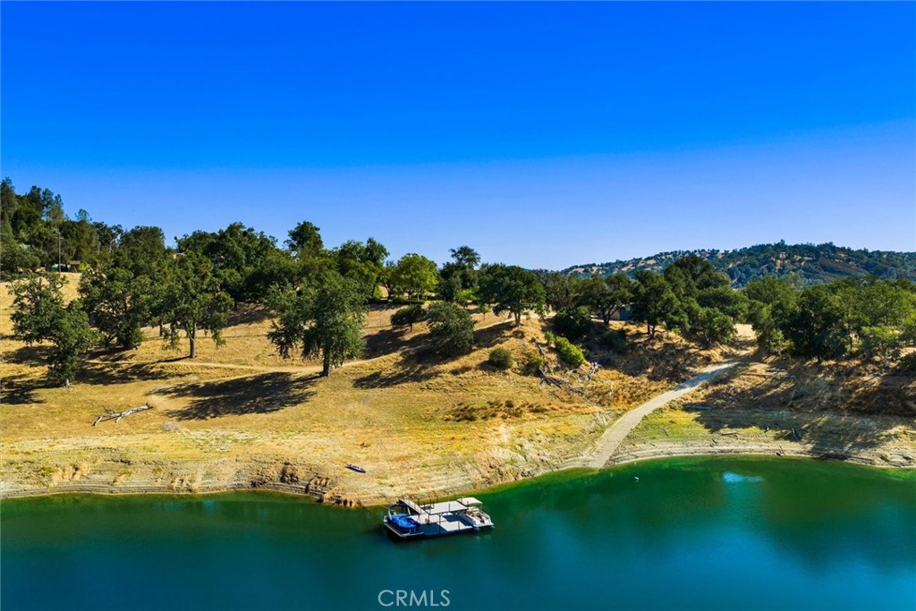 7172 Town Creek, Paso Robles, CA 93446
