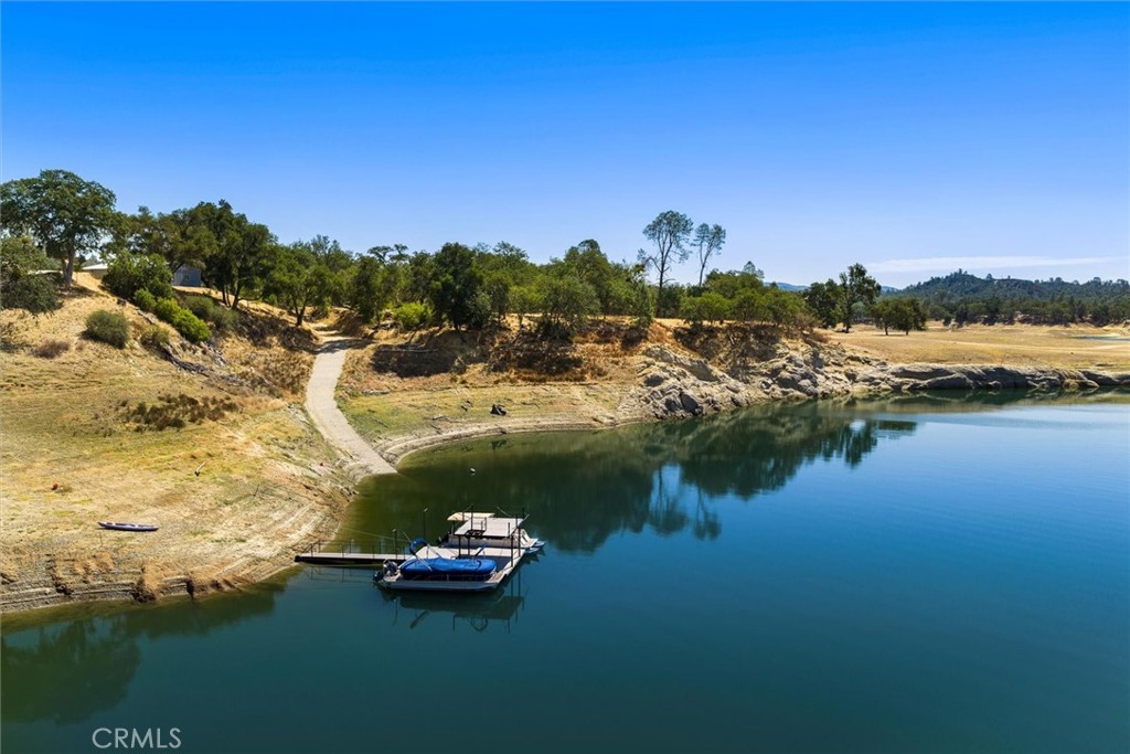 7172 Town Creek, Paso Robles, CA 93446