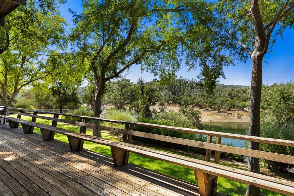 7172 Town Creek, Paso Robles, CA 93446