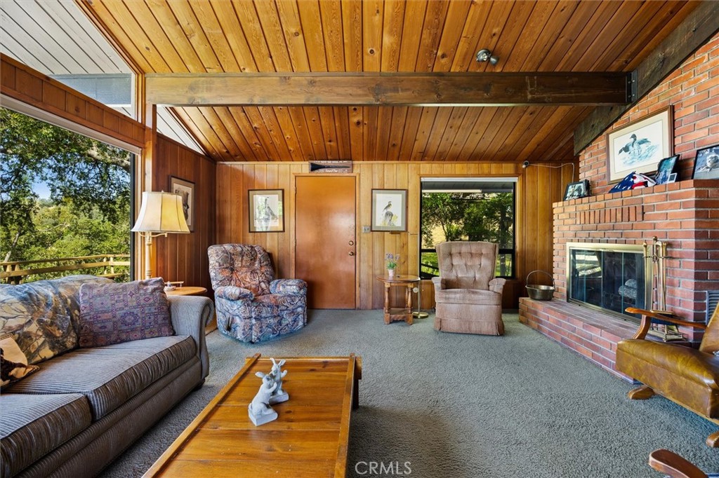 7172 Town Creek, Paso Robles, CA 93446