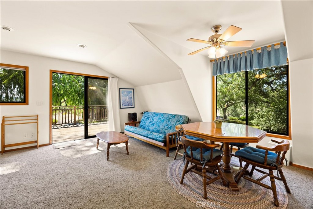 7172 Town Creek, Paso Robles, CA 93446