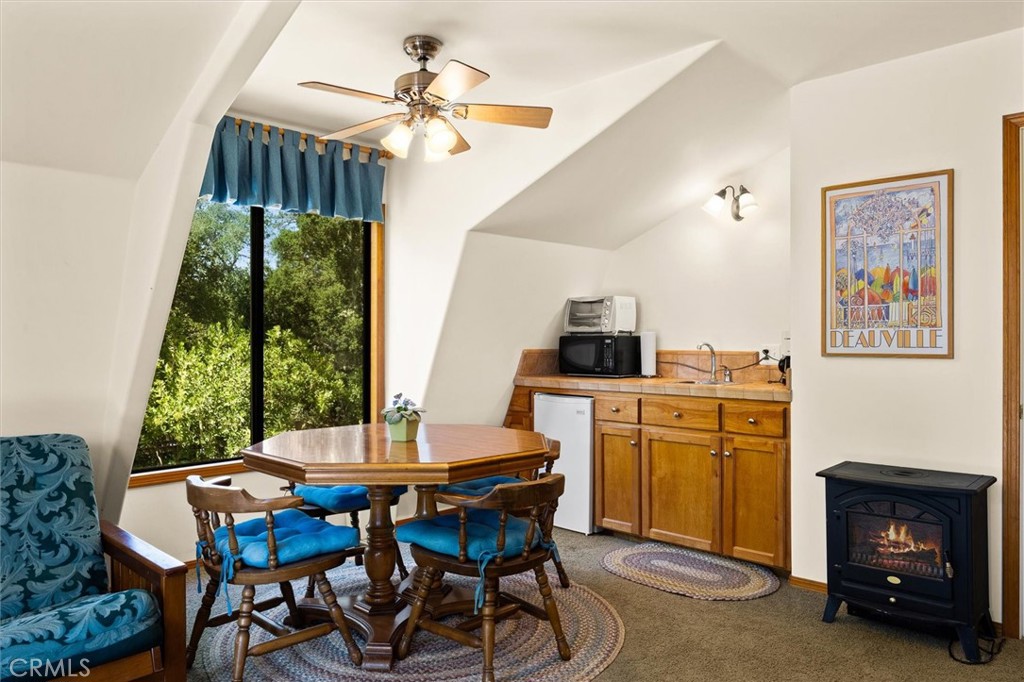 7172 Town Creek, Paso Robles, CA 93446