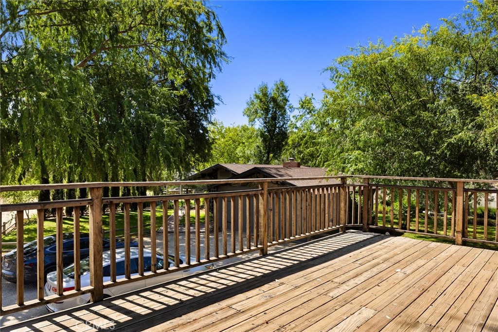 7172 Town Creek, Paso Robles, CA 93446