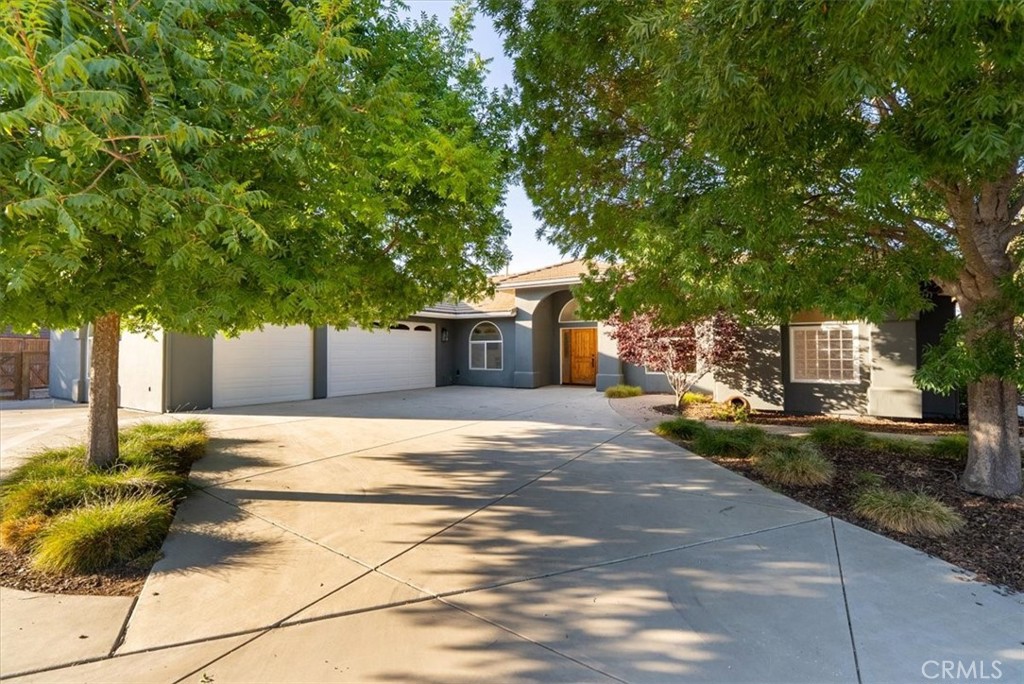 8495 Plane View, Paso Robles, CA 93446
