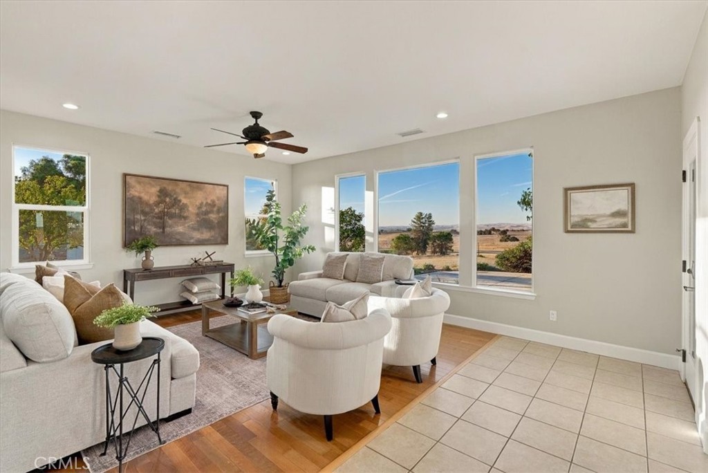 8495 Plane View, Paso Robles, CA 93446