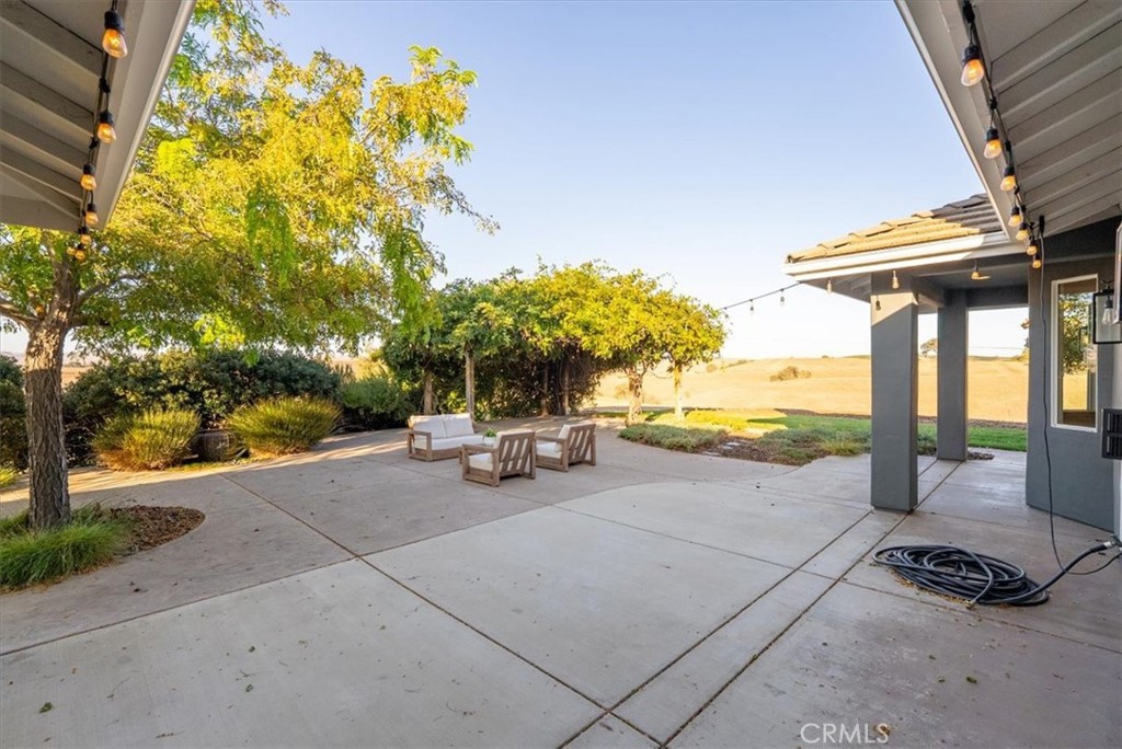 8495 Plane View, Paso Robles, CA 93446