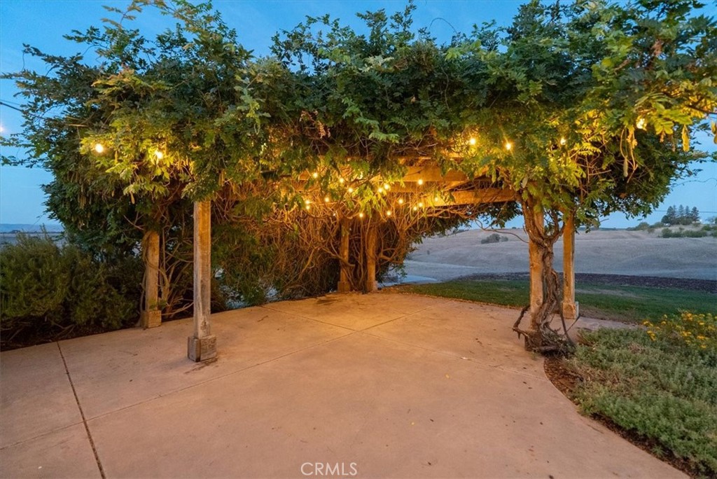 8495 Plane View, Paso Robles, CA 93446