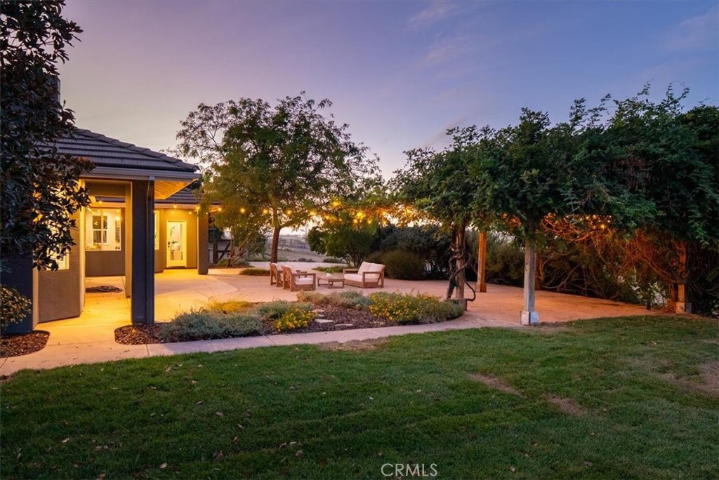 8495 Plane View, Paso Robles, CA 93446