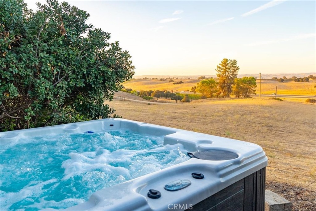 8495 Plane View, Paso Robles, CA 93446