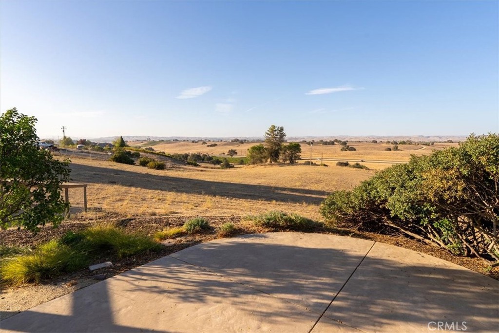 8495 Plane View, Paso Robles, CA 93446