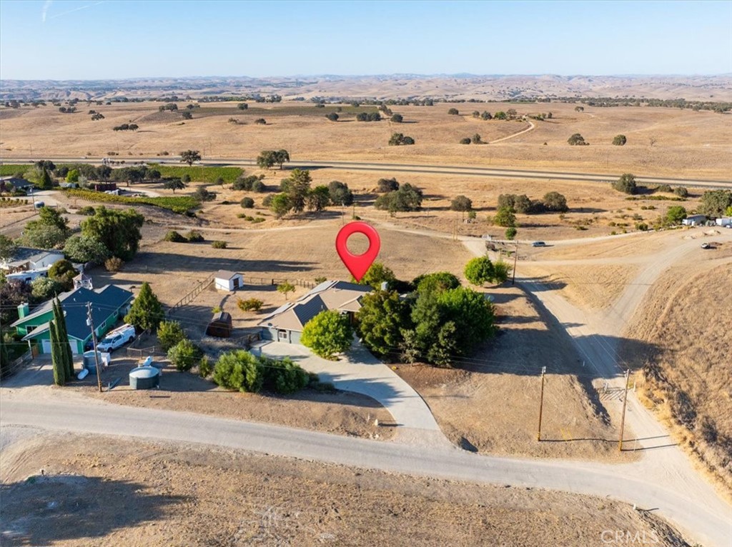8495 Plane View, Paso Robles, CA 93446
