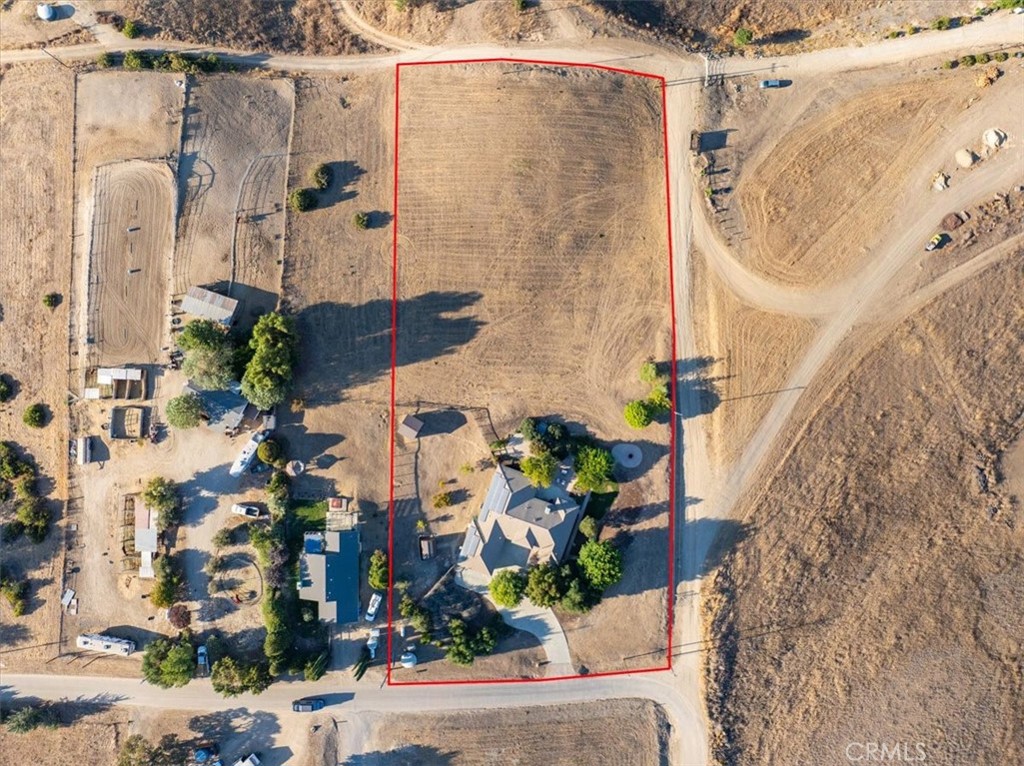 8495 Plane View, Paso Robles, CA 93446