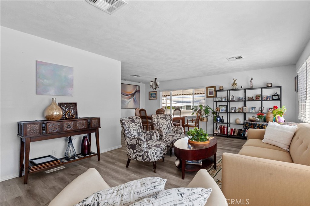 27 Via Santa Barbara #27, Paso Robles, CA 93446