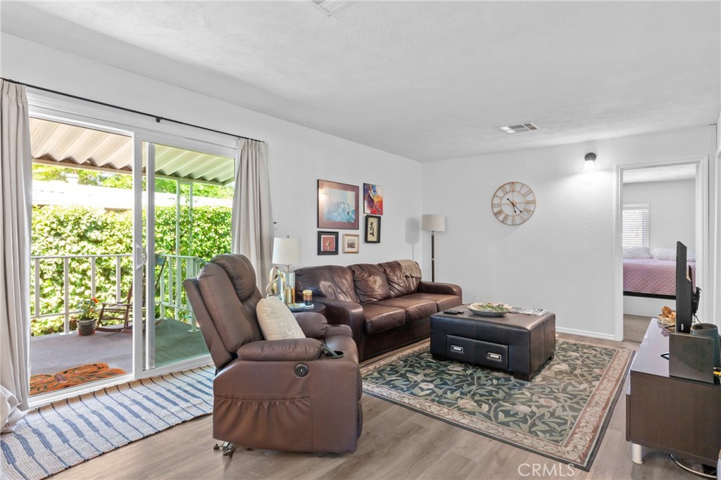 27 Via Santa Barbara #27, Paso Robles, CA 93446