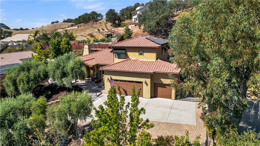 503 Red River Dr, Paso Robles, CA 93446