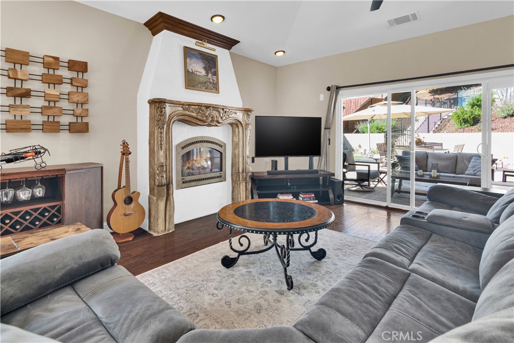 503 Red River Dr, Paso Robles, CA 93446