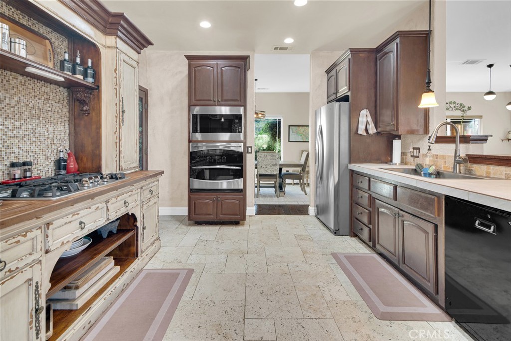 503 Red River Dr, Paso Robles, CA 93446