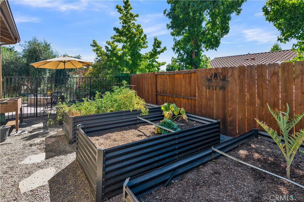 503 Red River Dr, Paso Robles, CA 93446