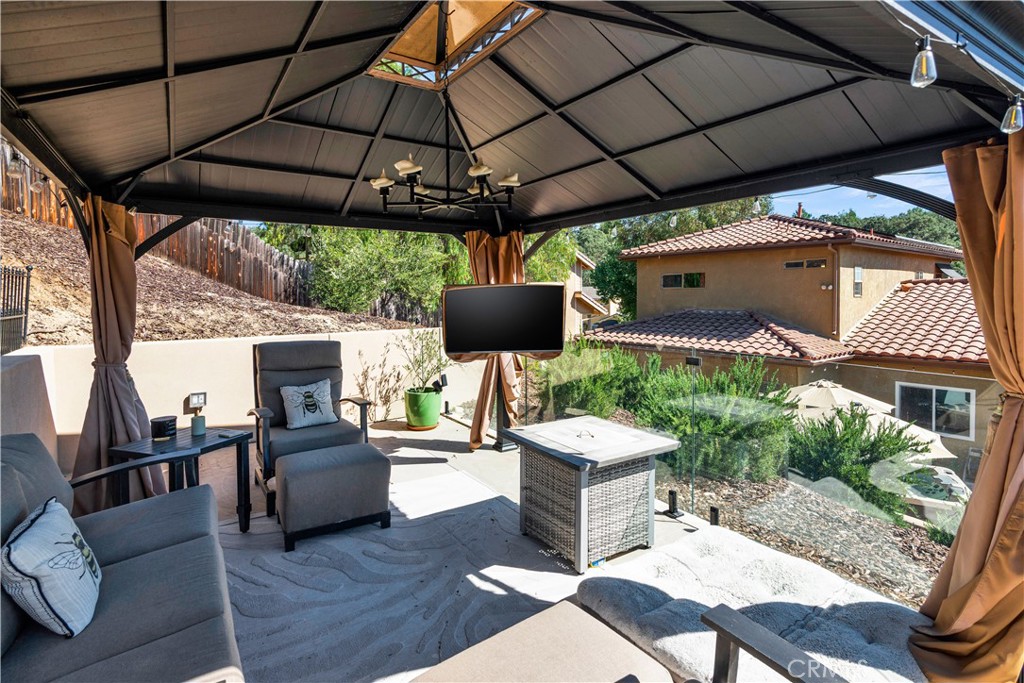 503 Red River Dr, Paso Robles, CA 93446
