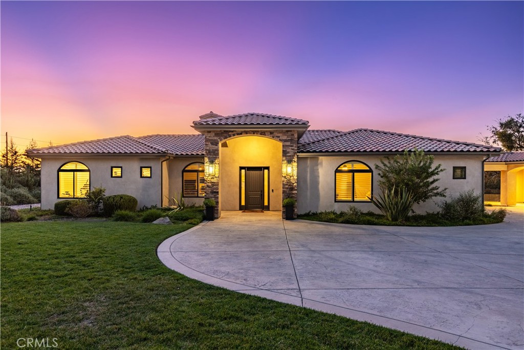 1110 Burnt Rock Way, Templeton, CA 93465