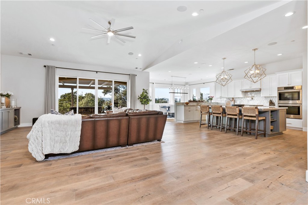 1110 Burnt Rock Way, Templeton, CA 93465