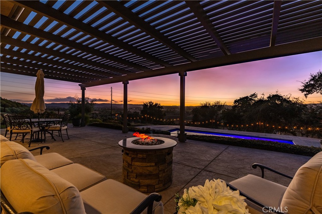 1110 Burnt Rock Way, Templeton, CA 93465