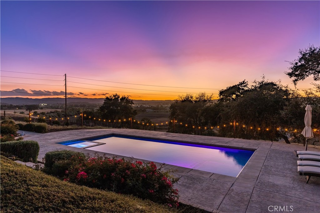 1110 Burnt Rock Way, Templeton, CA 93465