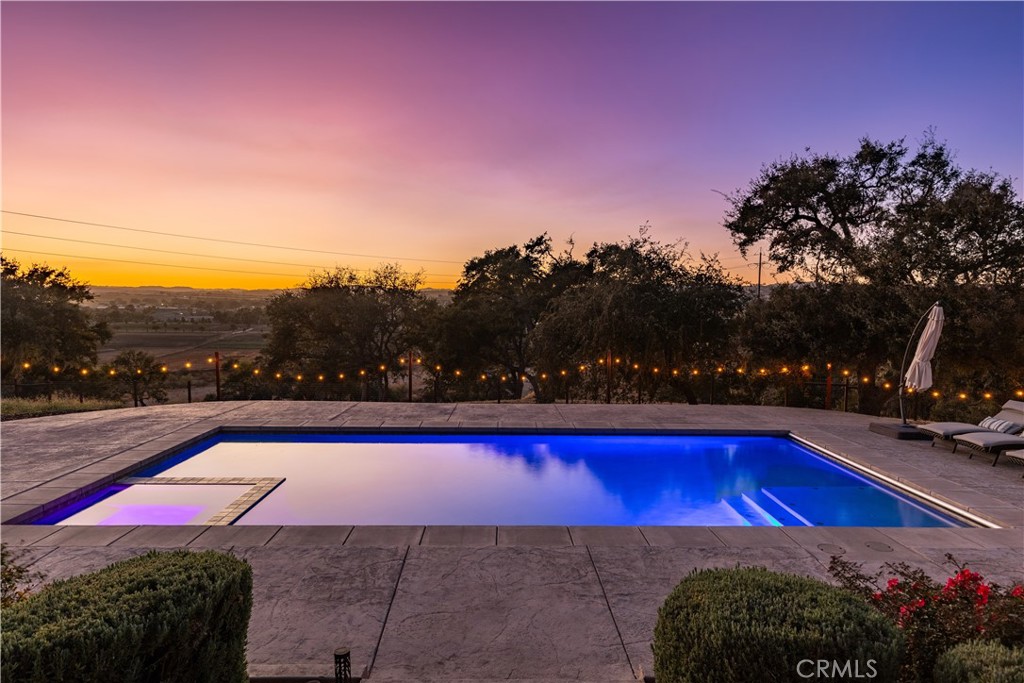 1110 Burnt Rock Way, Templeton, CA 93465