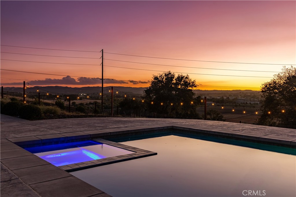 1110 Burnt Rock Way, Templeton, CA 93465