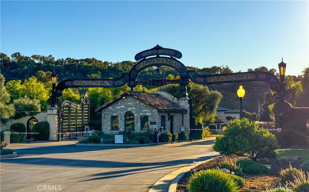 1110 Burnt Rock Way, Templeton, CA 93465