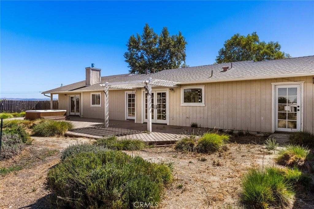 5955 Whispering Oak, Paso Robles, CA 93446