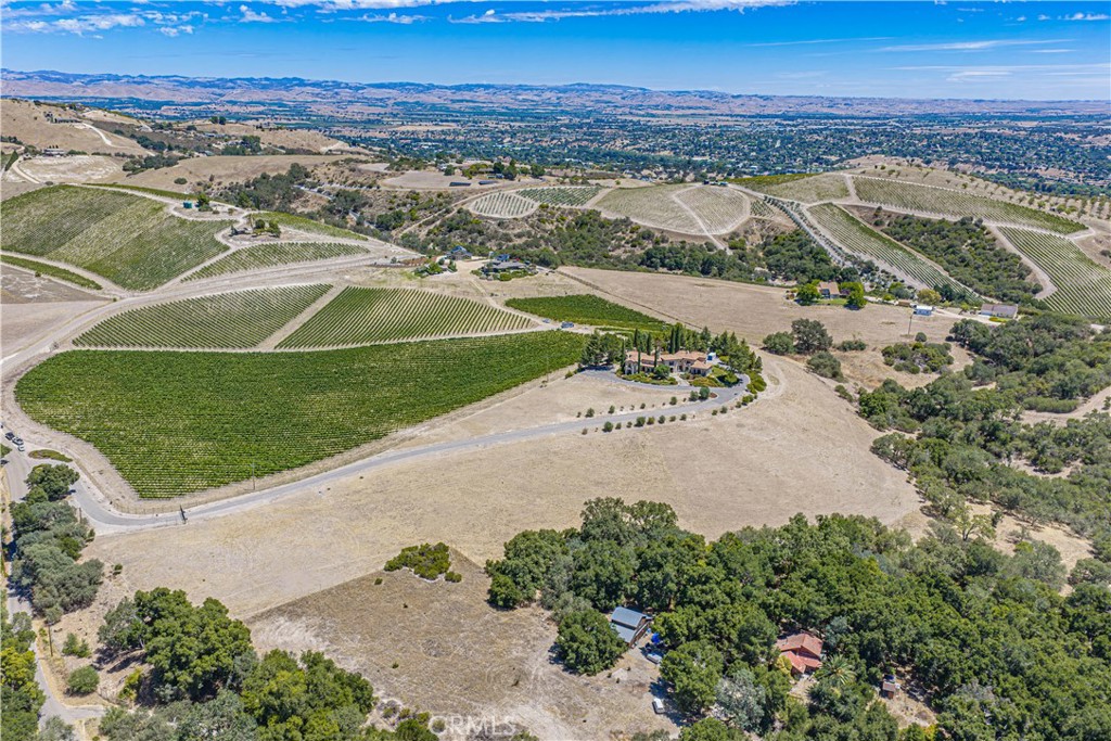 1455 Kiler Canyon Rd, Paso Robles, CA 93446