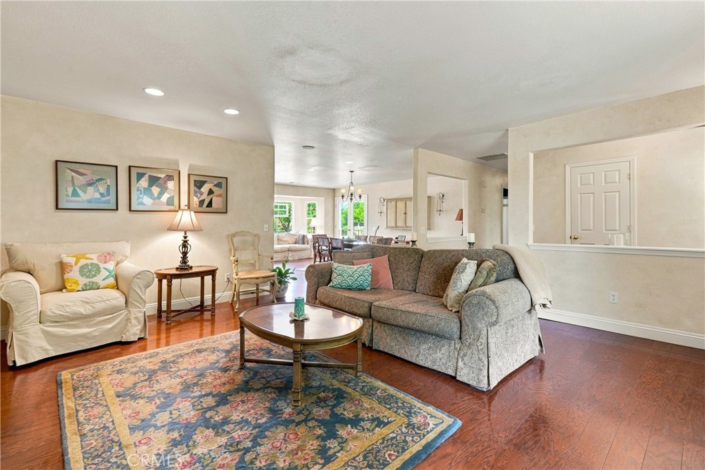 915 Santa Rita, Templeton, CA 93465