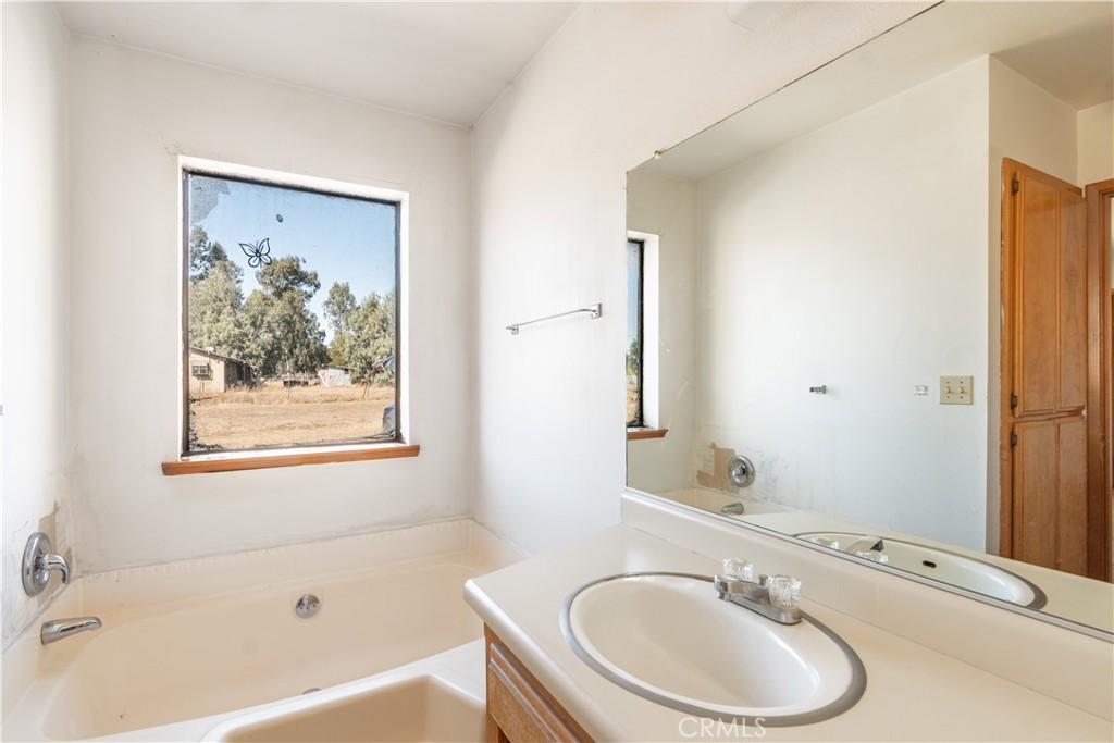 320 Grace, Paso Robles, CA 93446