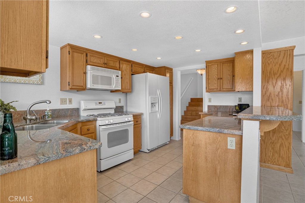 928 Saint Ann, Paso Robles, CA 93446