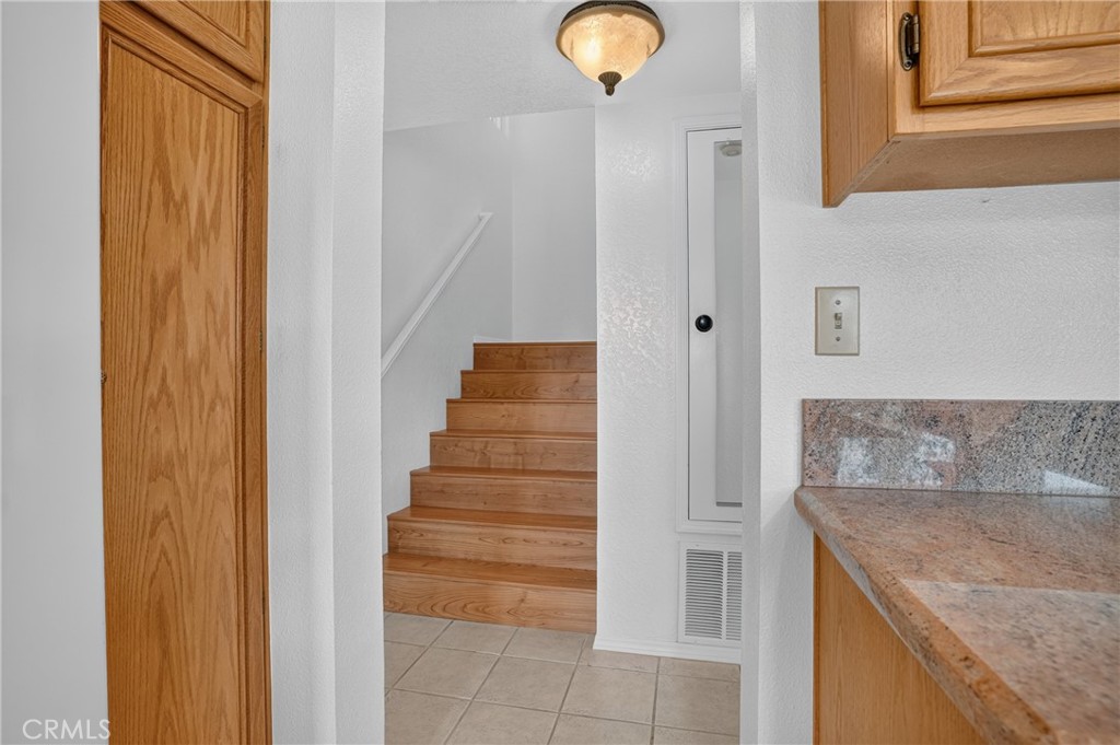 928 Saint Ann, Paso Robles, CA 93446