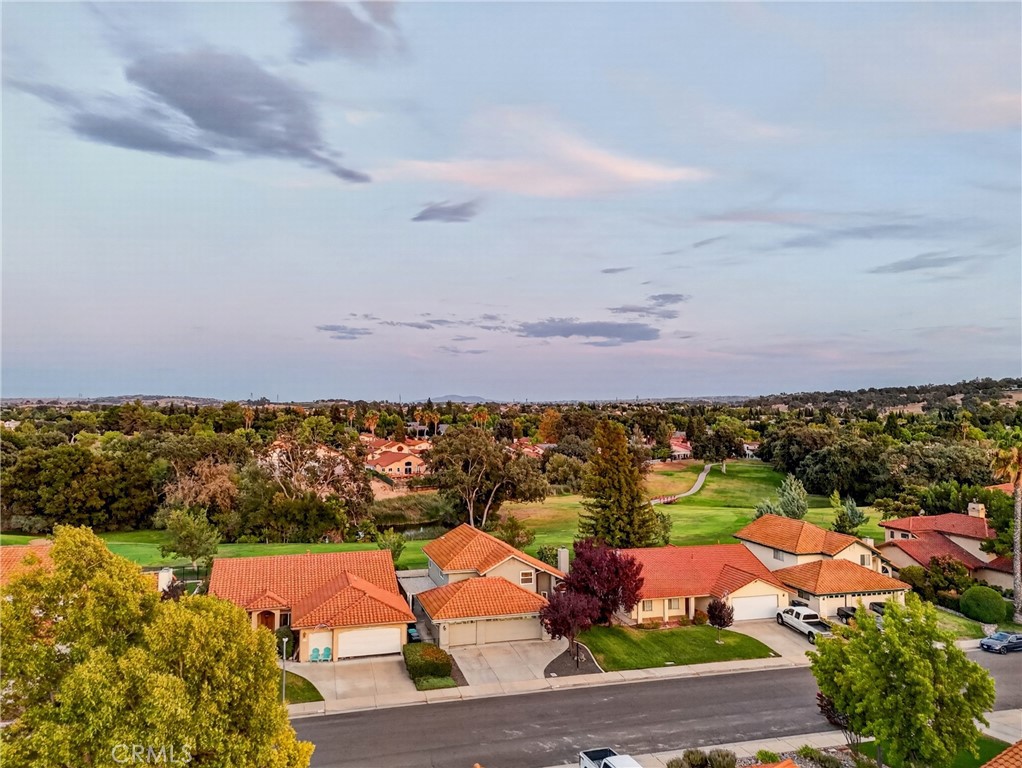 928 Saint Ann, Paso Robles, CA 93446