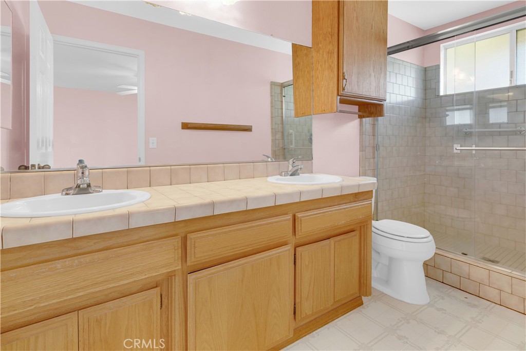 905 Inverness, Paso Robles, CA 93446