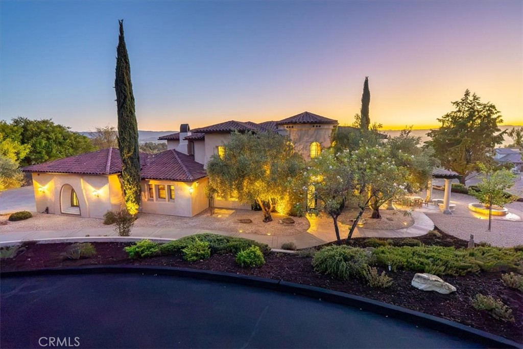 1690 Burnt Rock, Templeton, CA 93465