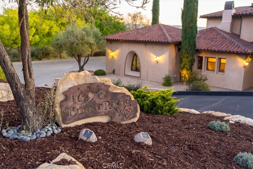 1690 Burnt Rock, Templeton, CA 93465