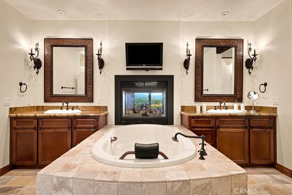 1690 Burnt Rock, Templeton, CA 93465