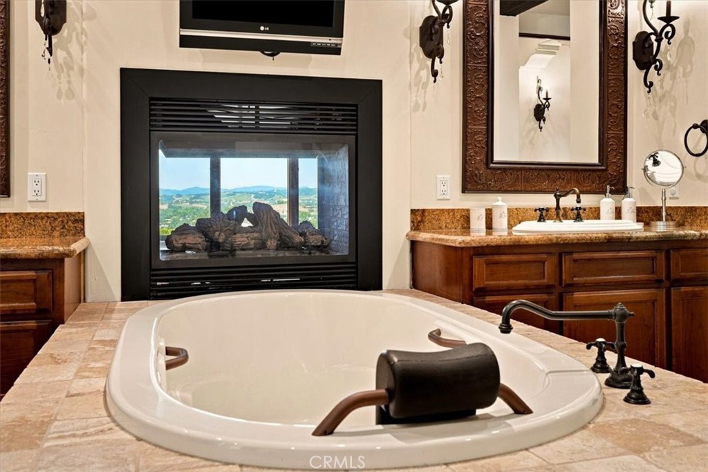 1690 Burnt Rock, Templeton, CA 93465