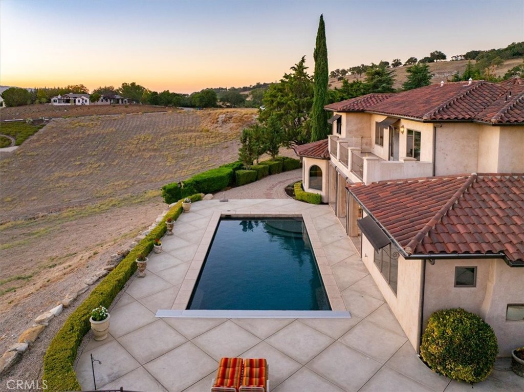 1690 Burnt Rock, Templeton, CA 93465