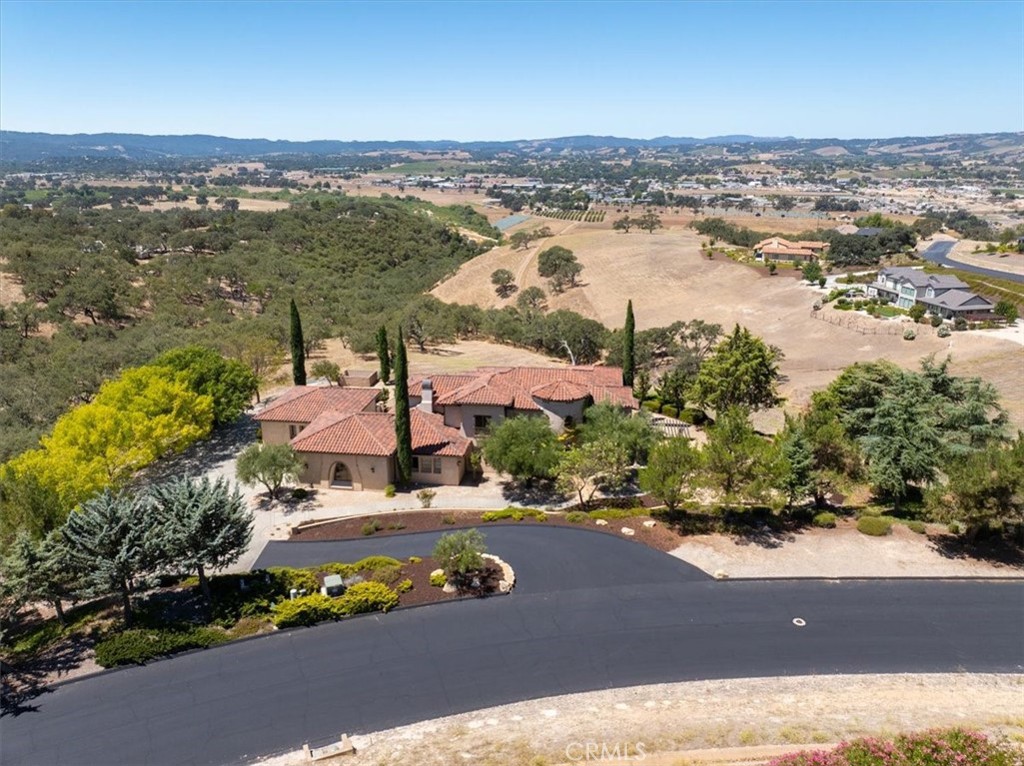 1690 Burnt Rock, Templeton, CA 93465