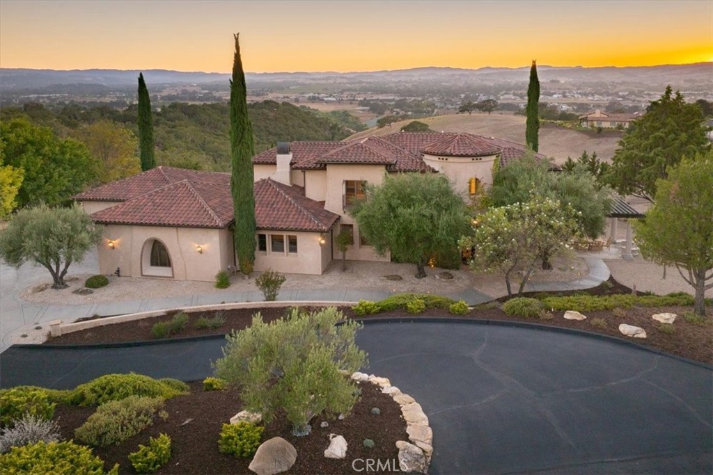 1690 Burnt Rock, Templeton, CA 93465