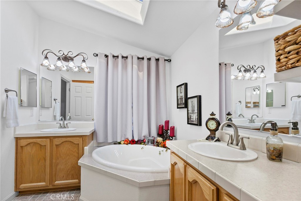 1537 White Pine Dr #48, Morro Bay, CA 93442
