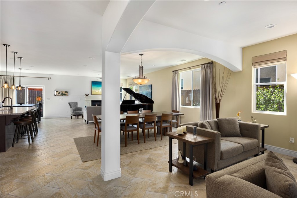 275 Waterfall Rd, Templeton, CA 93465