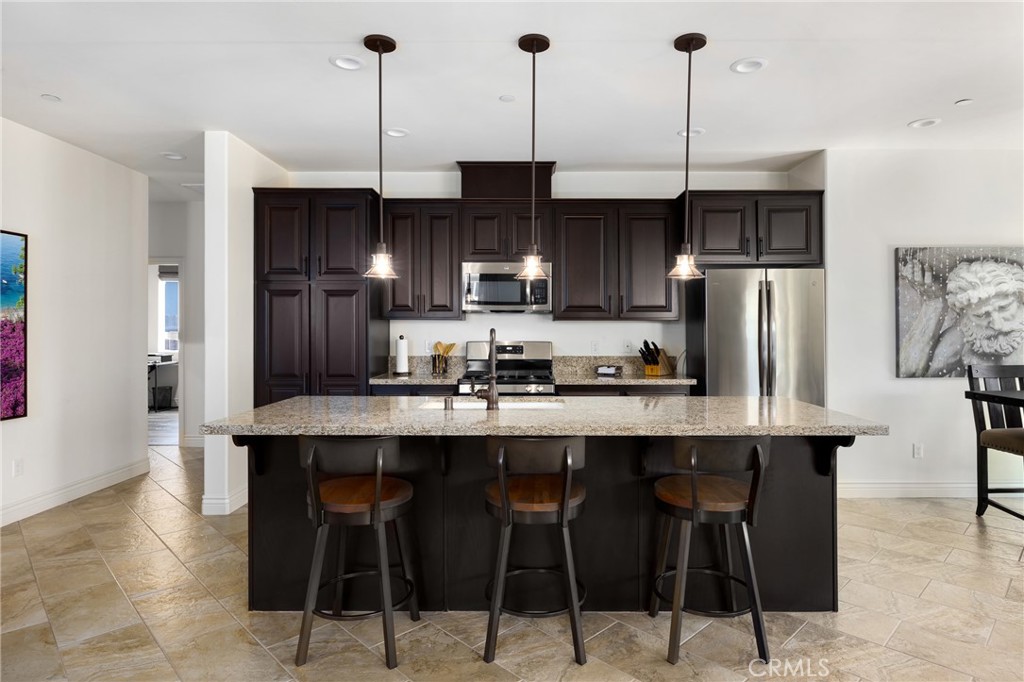 275 Waterfall Rd, Templeton, CA 93465